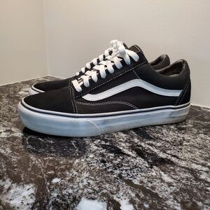 Vans Old Skool. Men's Size 8.